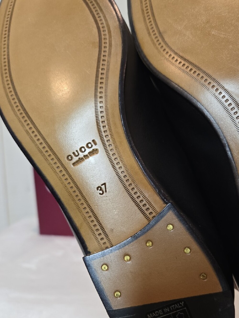 Gucci Black Women's Leather Loafers Sz 37 - Picture 9 of 9